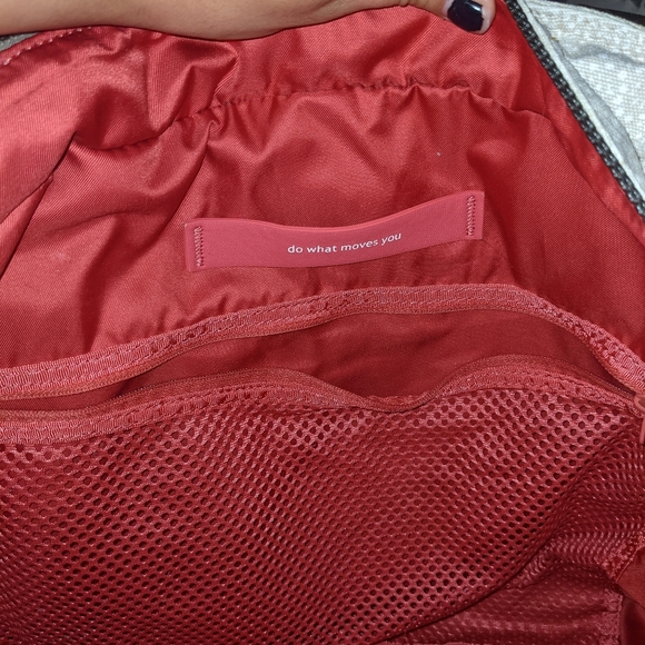 Lululemon yoga / gym bag - Picture 7 of 12